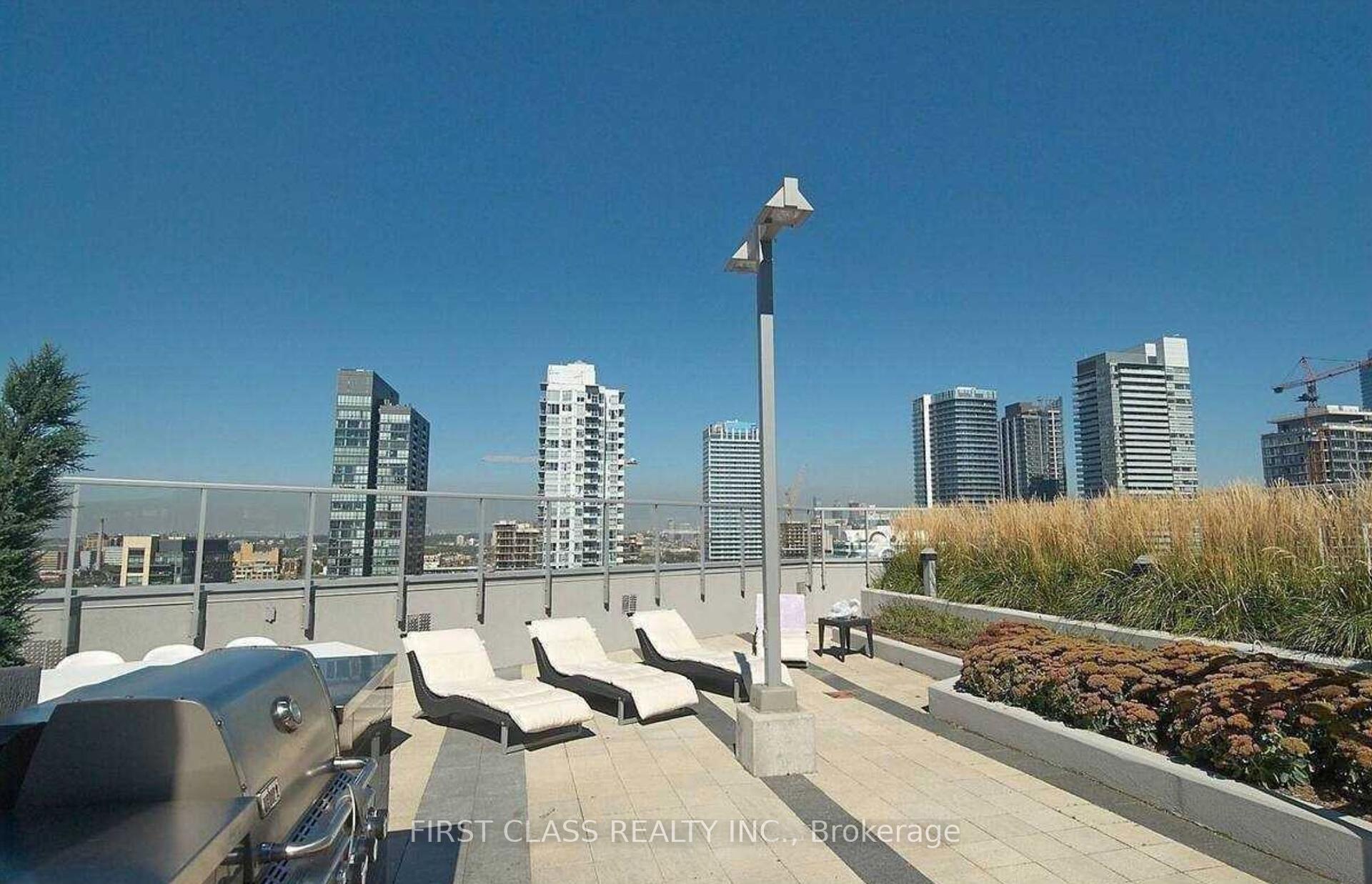 1 Bedroom Condo at 352 Front, Toronto For sale