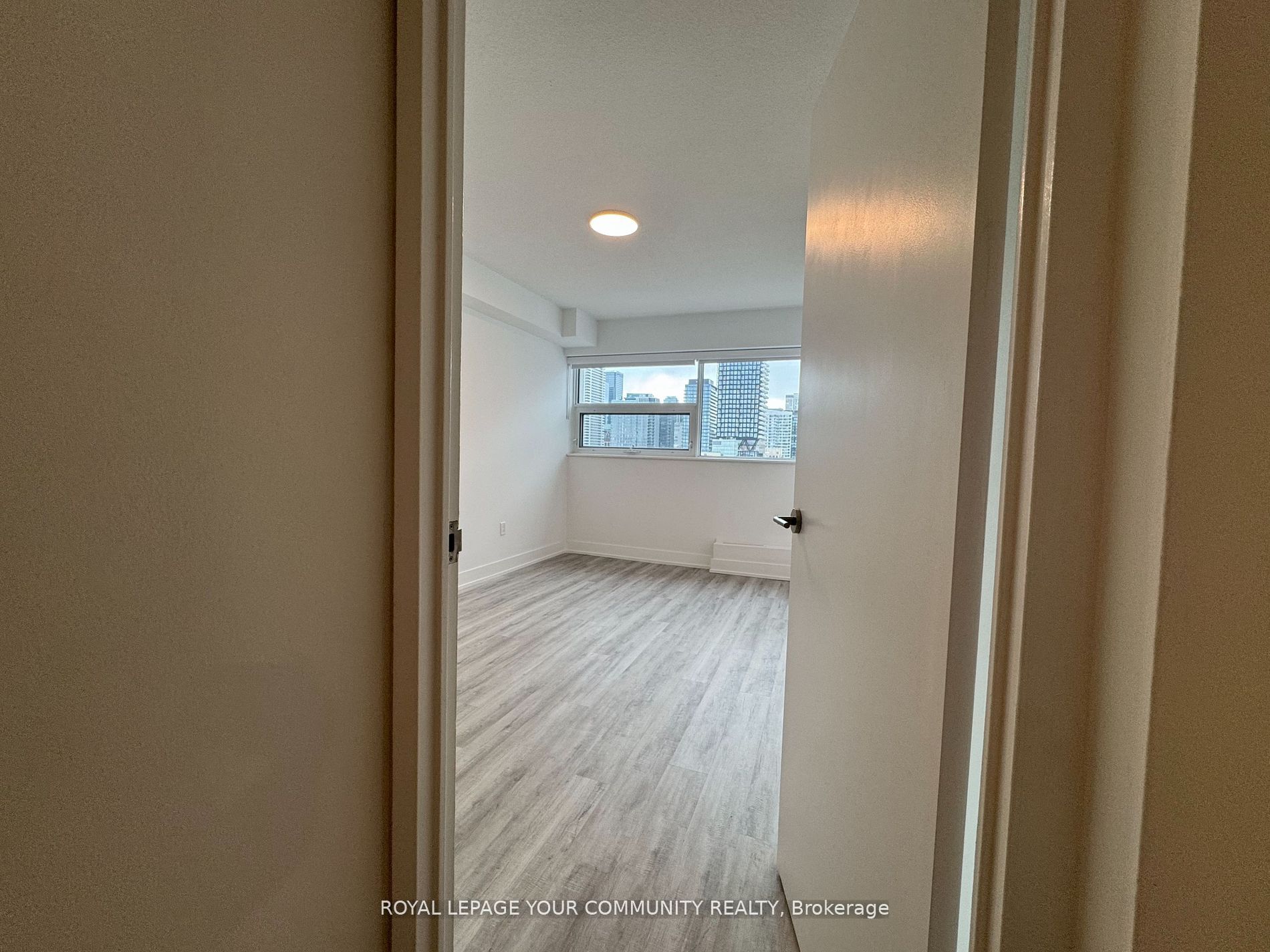 191 Sherbourne Street, #1707