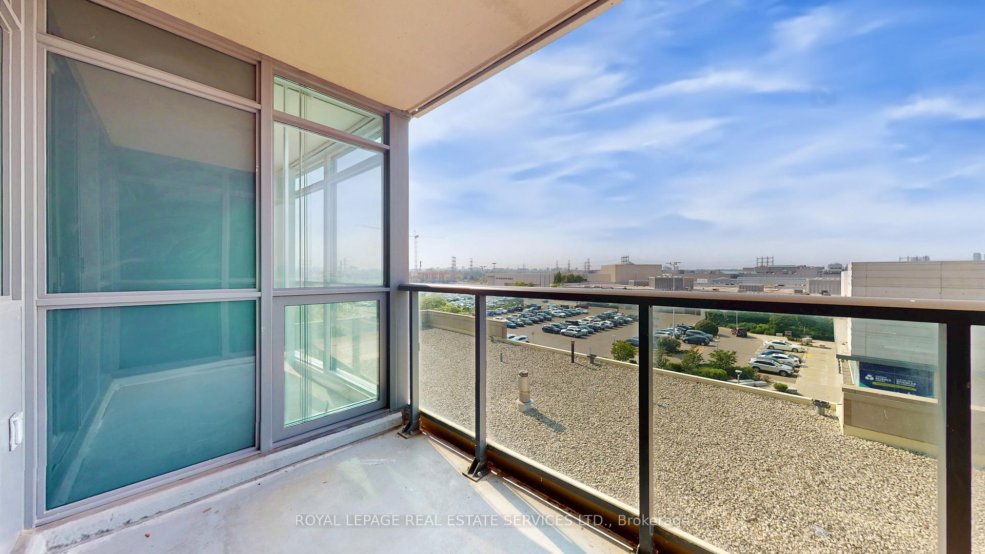2 Bedrooms Condo at 205 Sherway Gardens, Toronto For sale