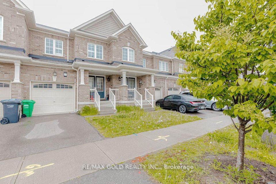 475 Queen Mary Drive, Brampton, ON L7A 0C7