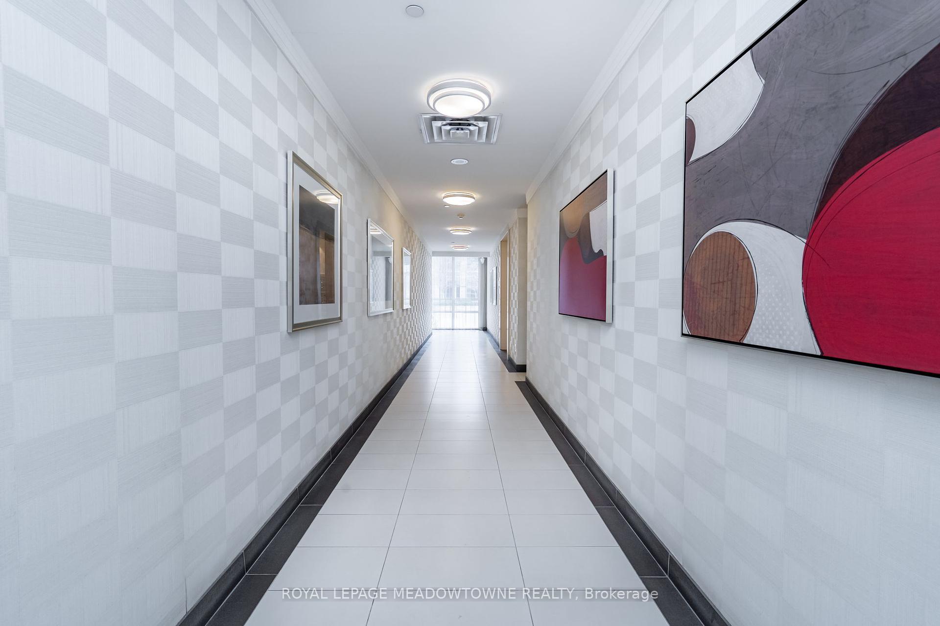 2 Bedrooms Condo at 2 Eva,  Toronto For sale