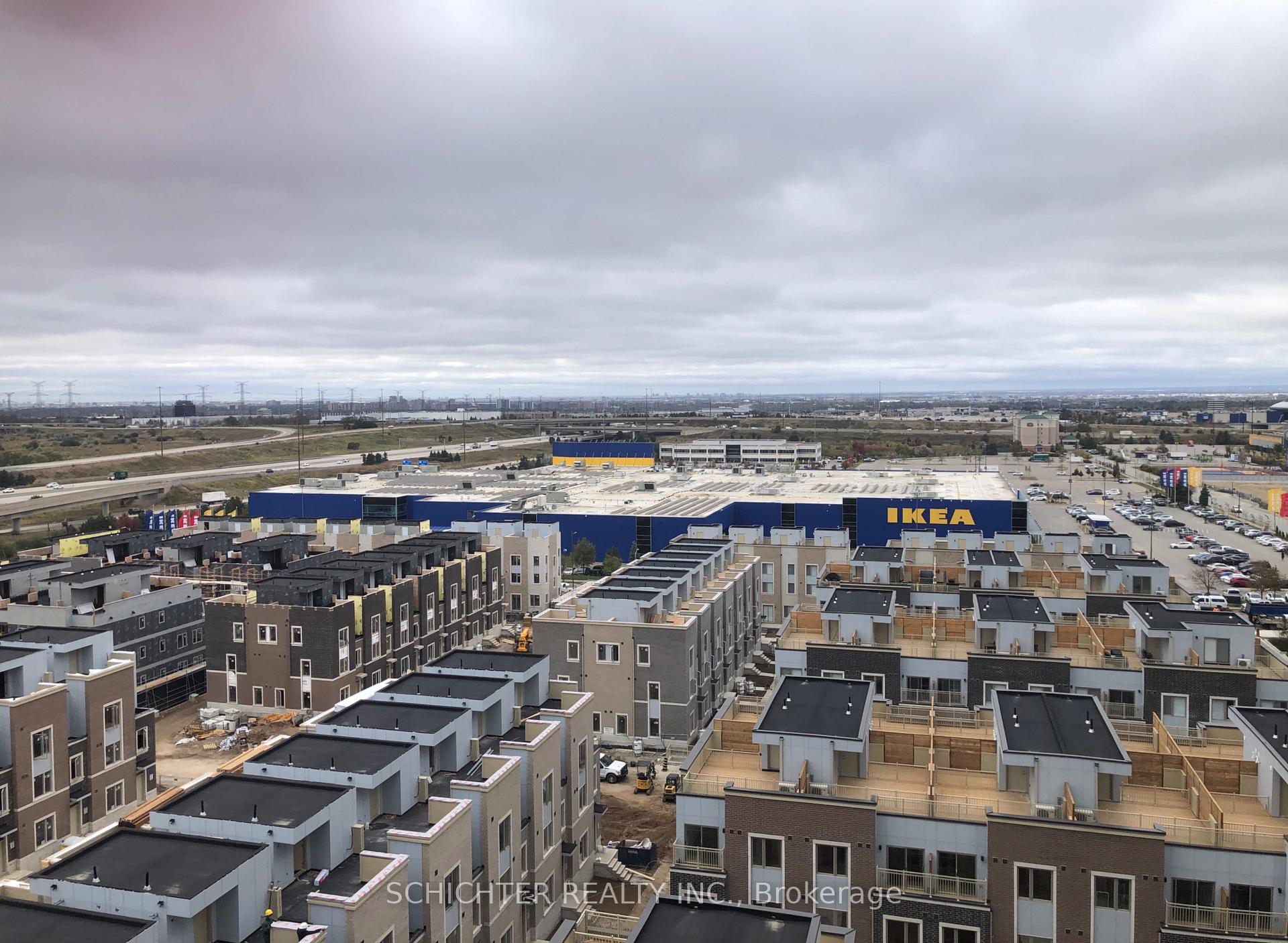 2 Bedrooms Condo at 60 Honeycrisp,  Vaughan For sale