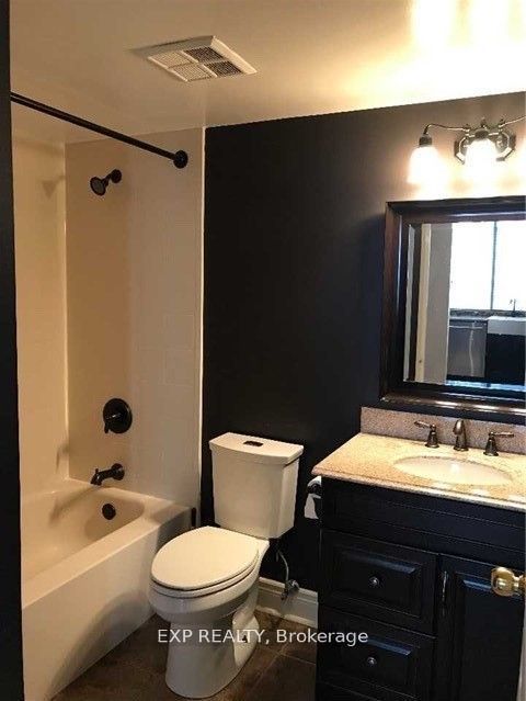 736 Bay Street, #3001