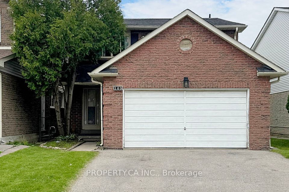 109 Lisa Crescent, Vaughan, ON L4J 2N2