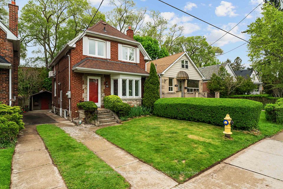 42 Coe Hill Drive, Toronto, ON M6S 3C8