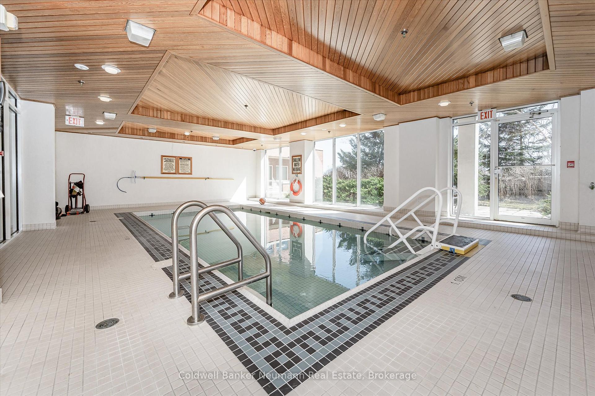 1 Bedroom Condo at 40 Old Mill, Oakville For sale