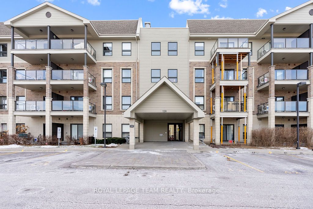 #201 - 120 Prestige Circle, OrleansCumberlandandArea, ON K4A 1B4