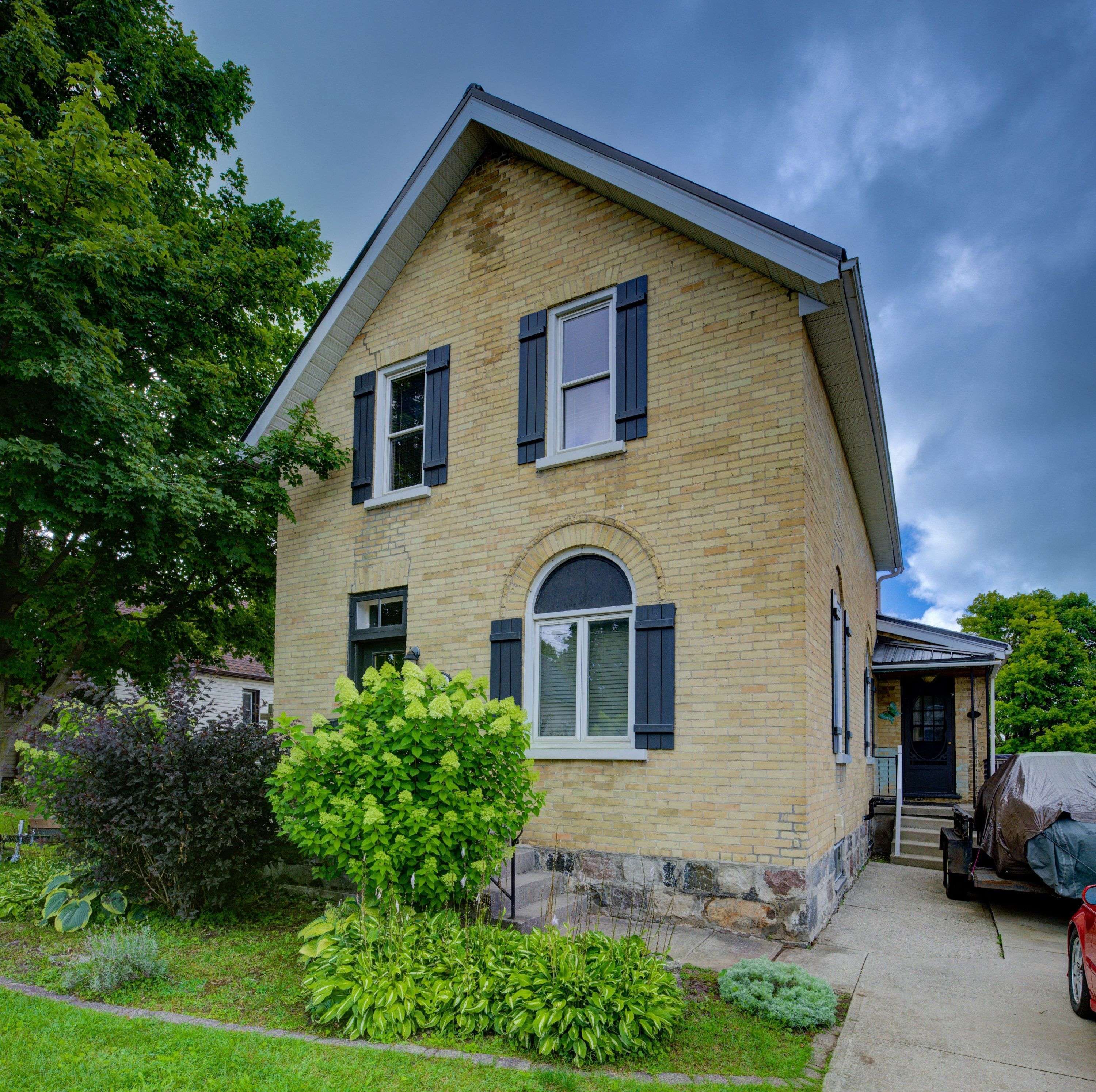 541 9th Street