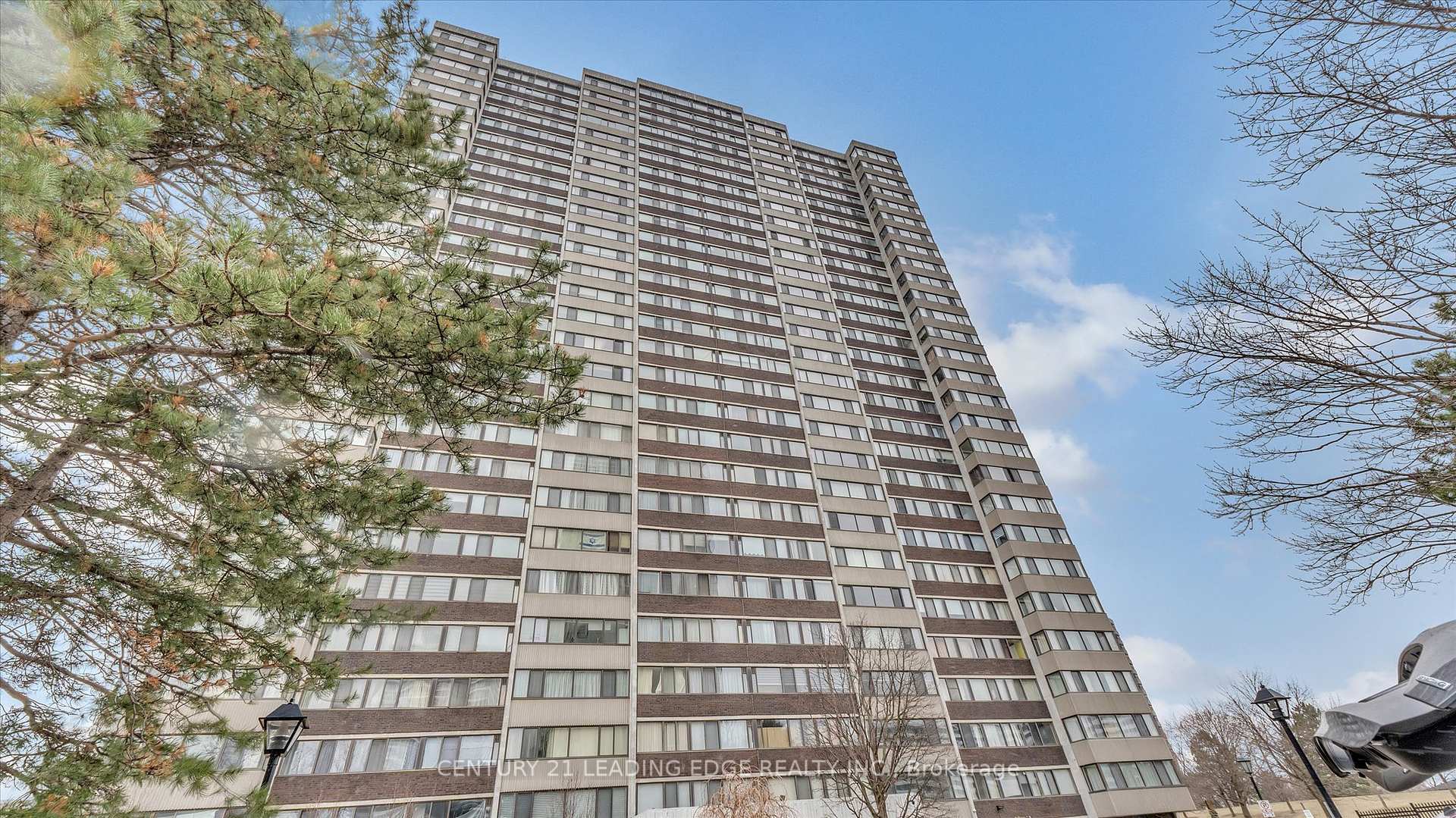 2 Bedrooms Condo at 80 Antibes, Toronto For sale