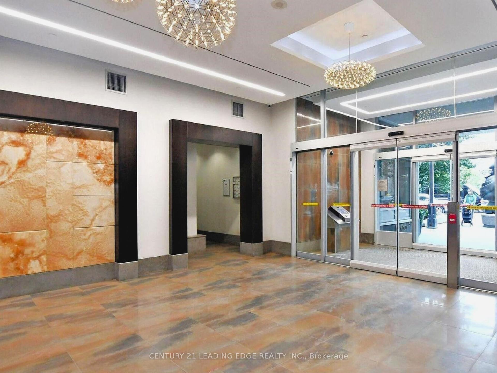 2 Bedrooms Condo at 18 Yonge, Toronto For sale