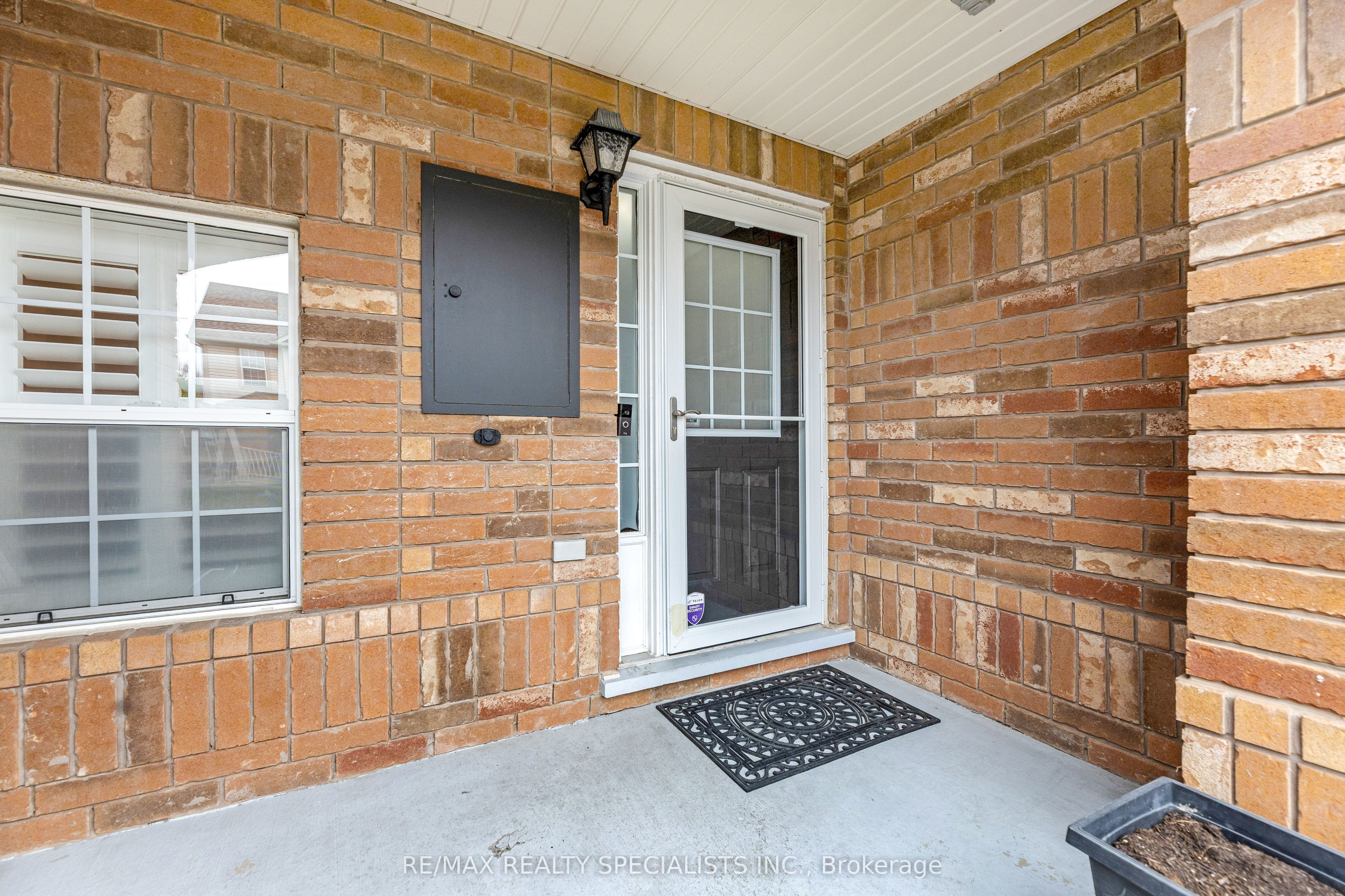 646 Edwards Avenue, Milton, ON L9T 6B2