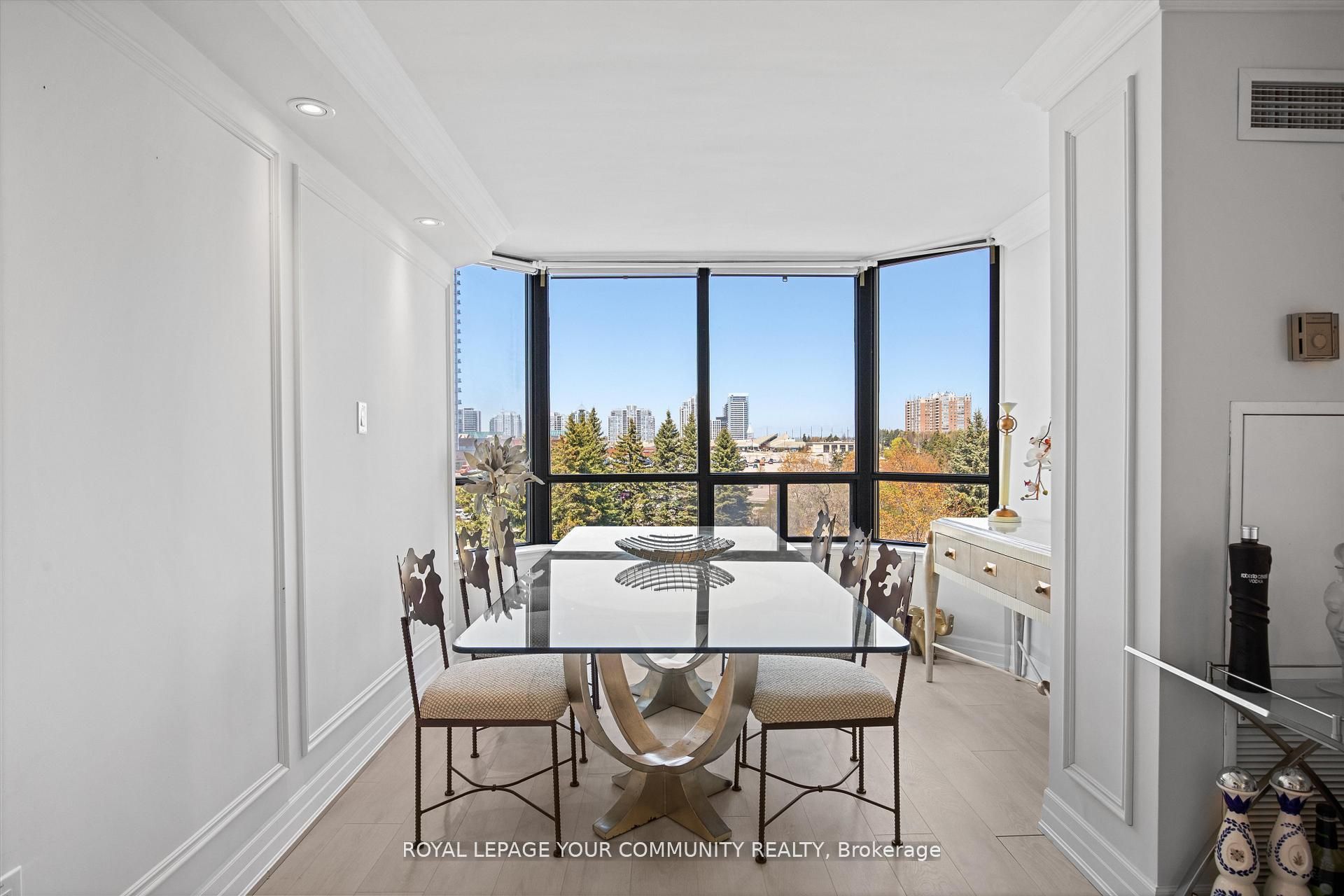 7420 Bathurst Street, #503