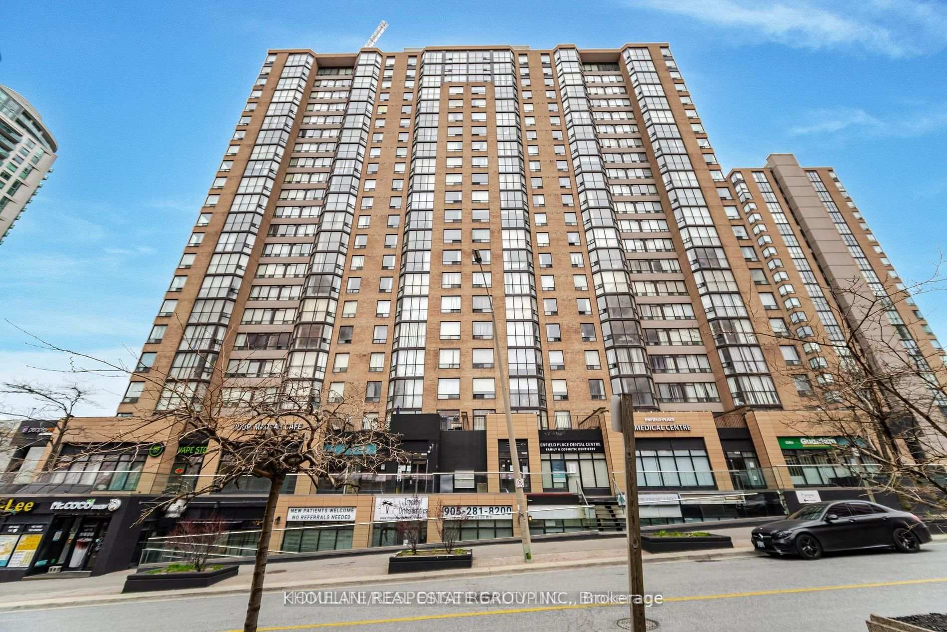 3 Bedrooms Condo at 265 ENFIELD, Mississauga For sale