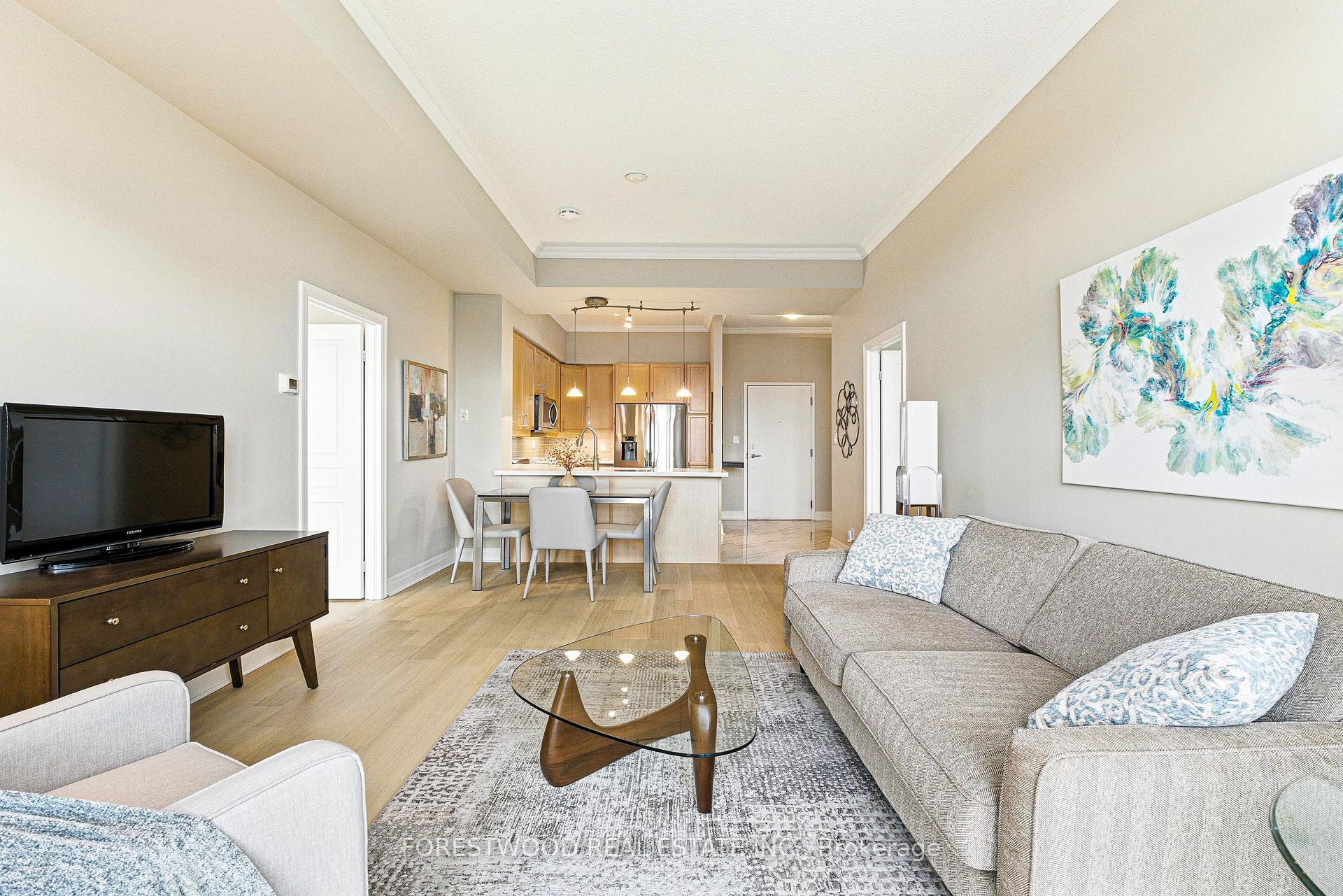 2 Bedrooms Condo at 80 Port, Mississauga For sale