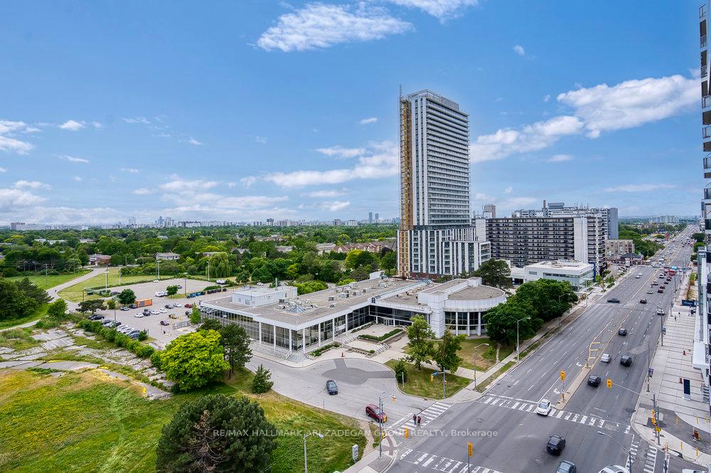 3 Bedrooms Condo at 5791 Yonge, Toronto For sale