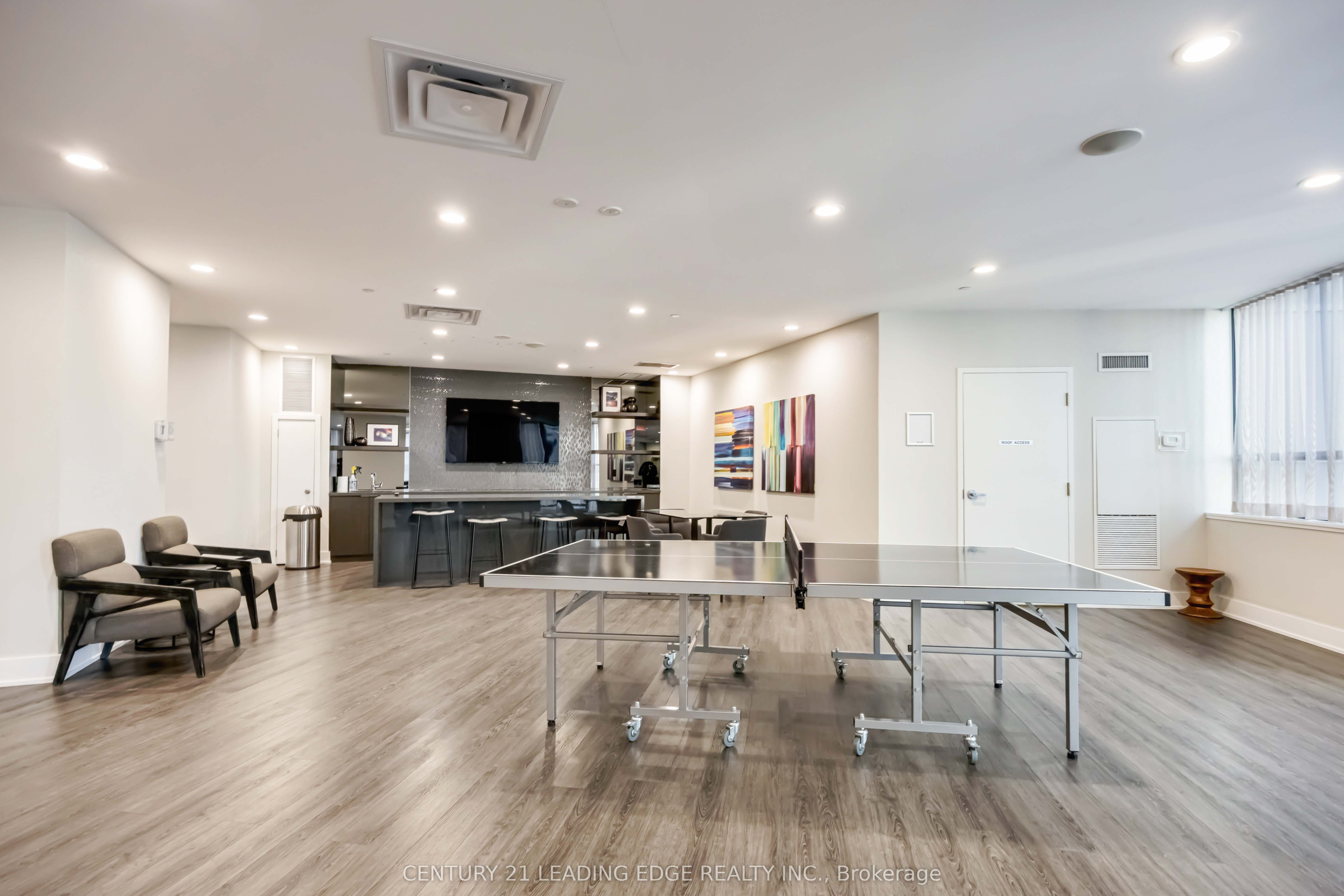 10 Park Lawn Road, #621