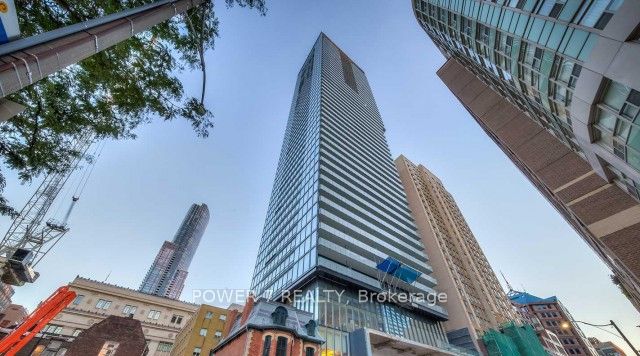 15 Grenville Street