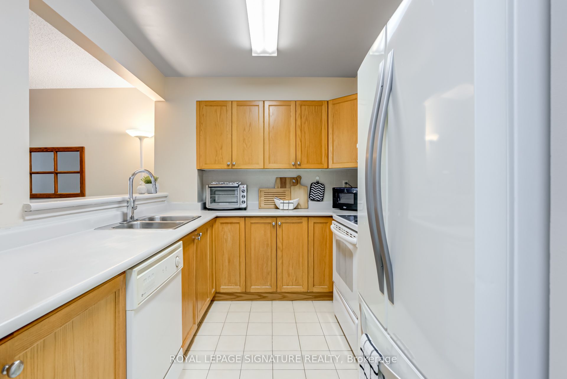 400 McLevin Avenue, #102