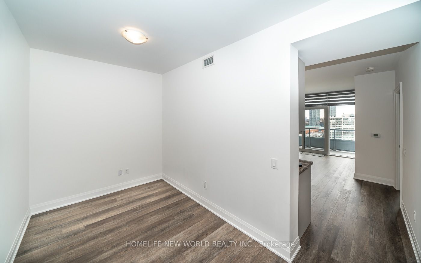 20 Gatineau Drive, #1405