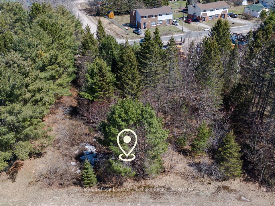 17 Main Street, South River, ON P0A 1X0