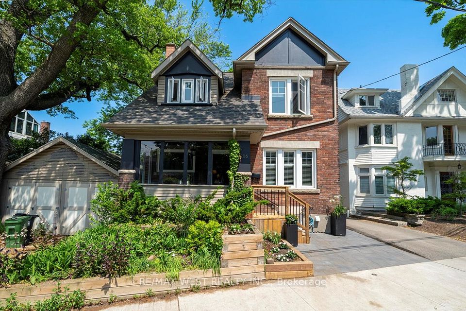 206 Howard Park