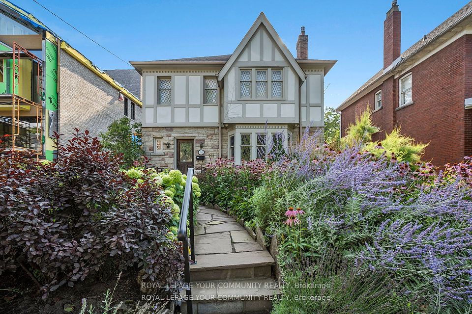 212 Glenayr