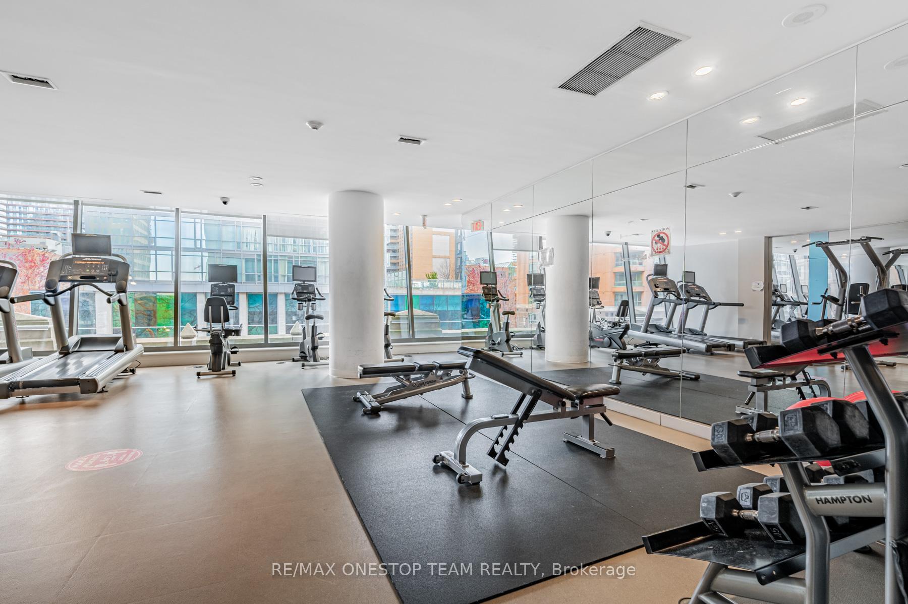 4 Bedrooms Condo at 832 Bay, Toronto For sale