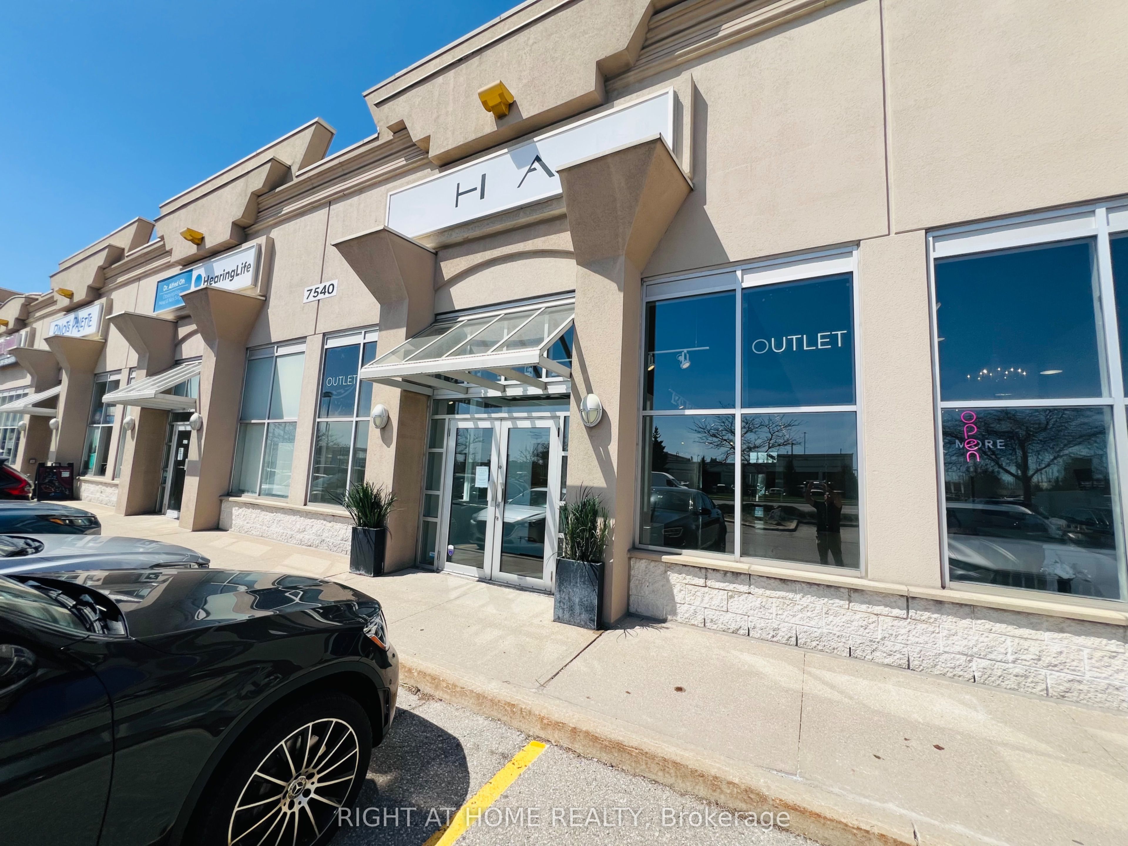 7540 Weston Road, #B4
