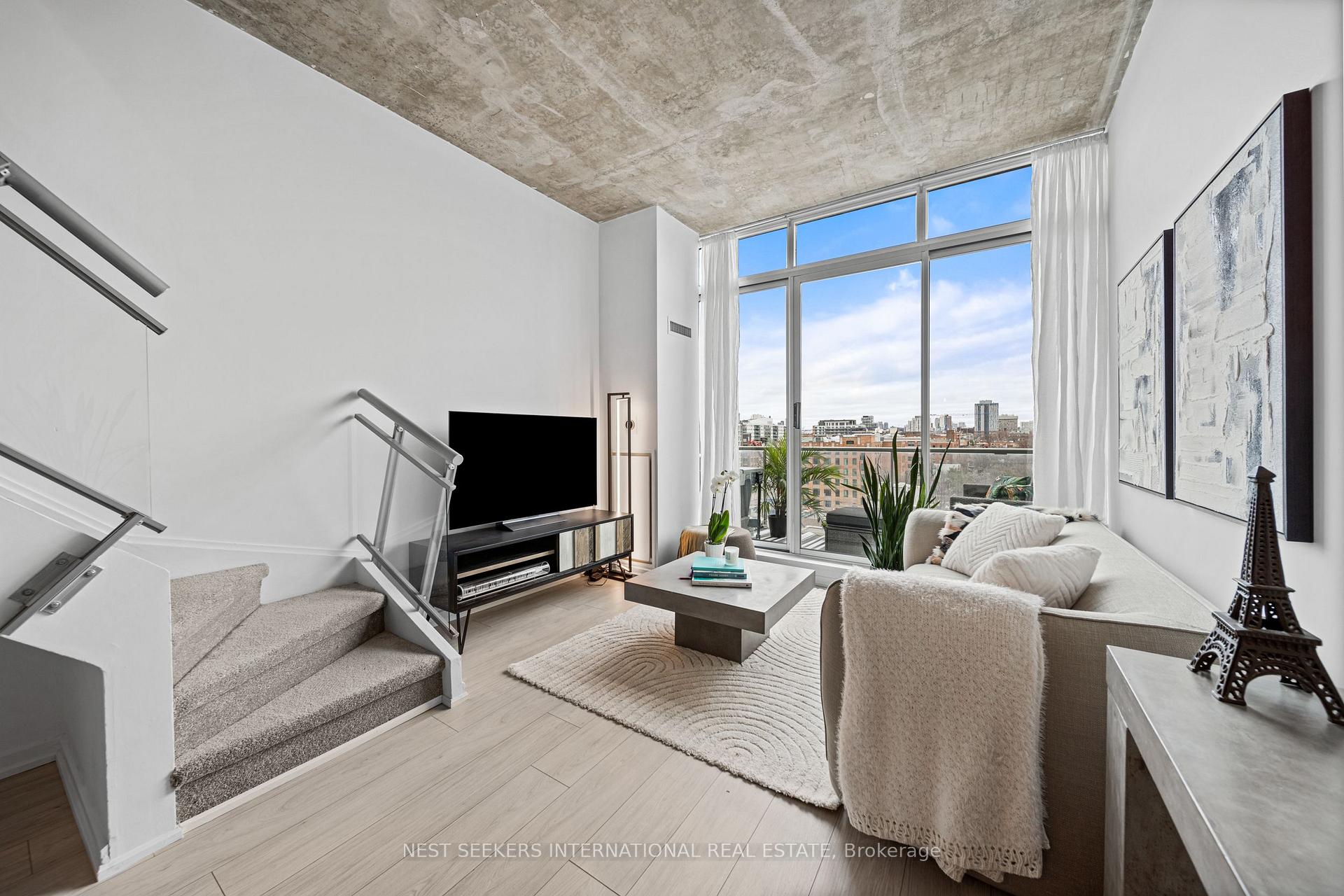 2 Bedrooms Condo at 388 Richmond, Toronto For sale