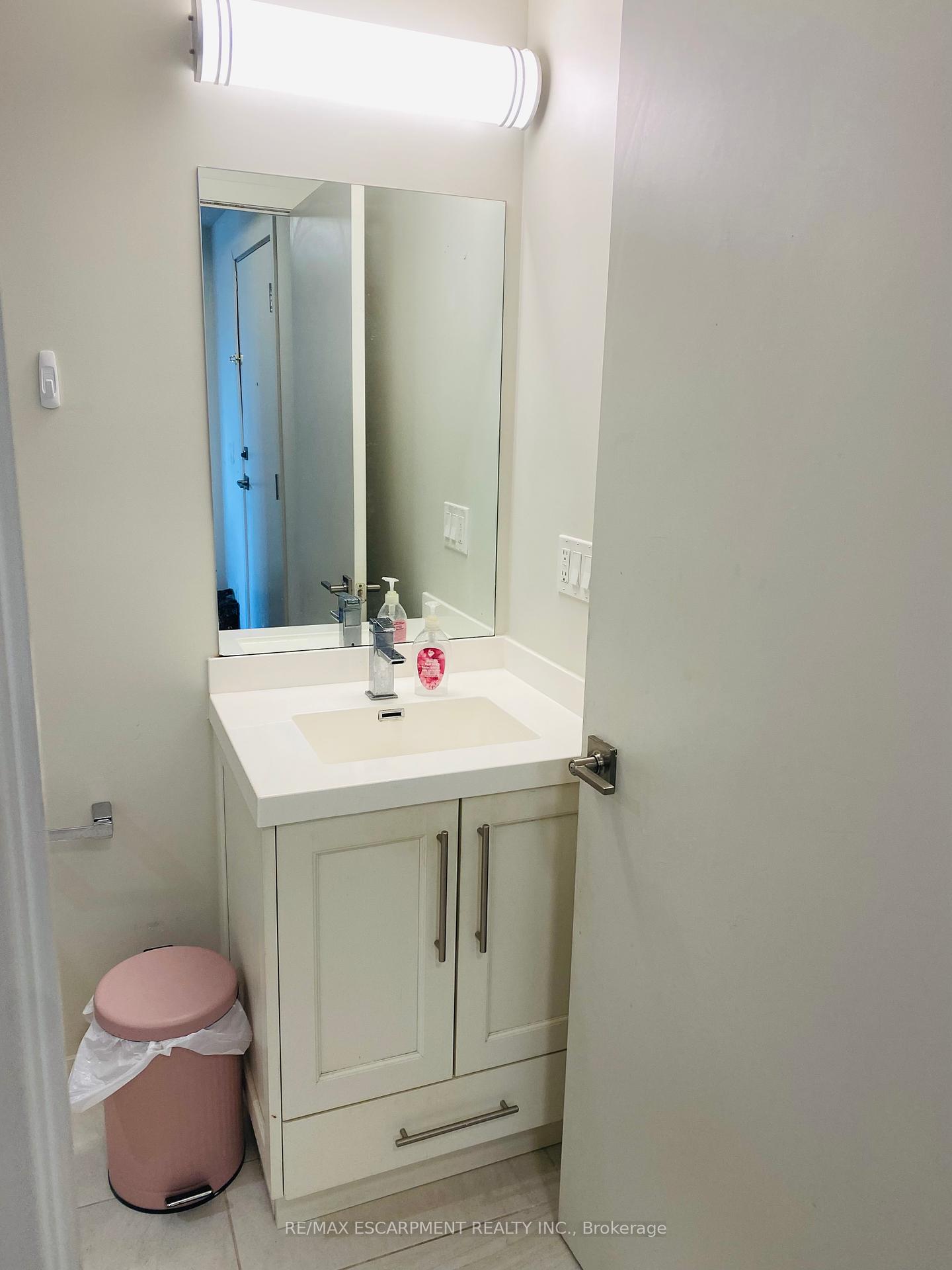 1 Bedroom Condo at 2087 Fairview, Burlington For sale
