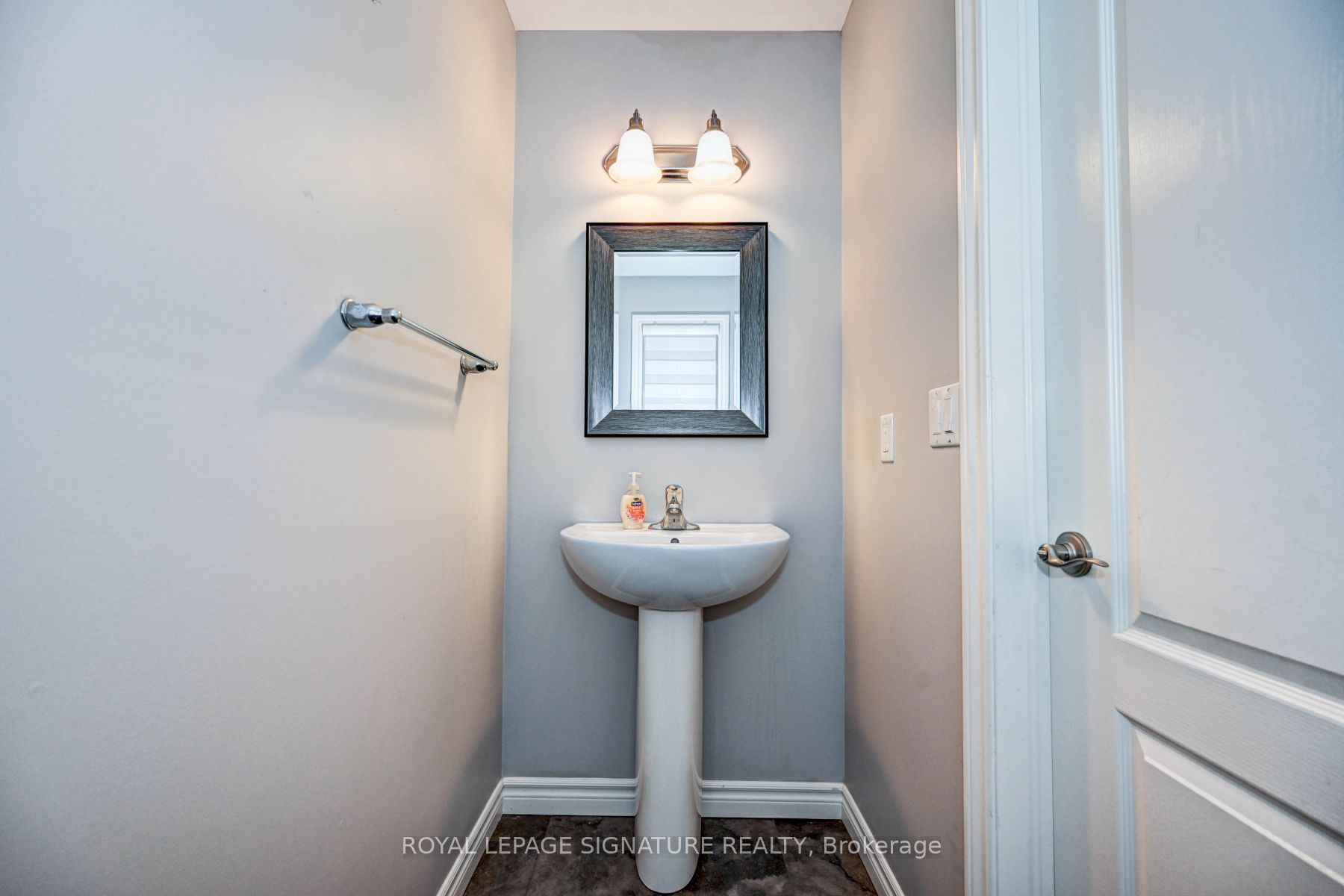 635 Saginaw Parkway, #81