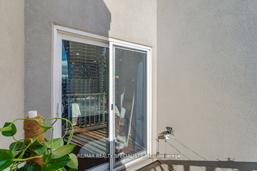 5 Richgrove Drive, #212