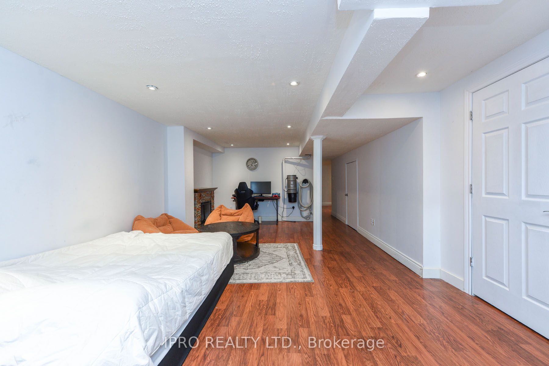 4055 Forest Run Avenue, #17