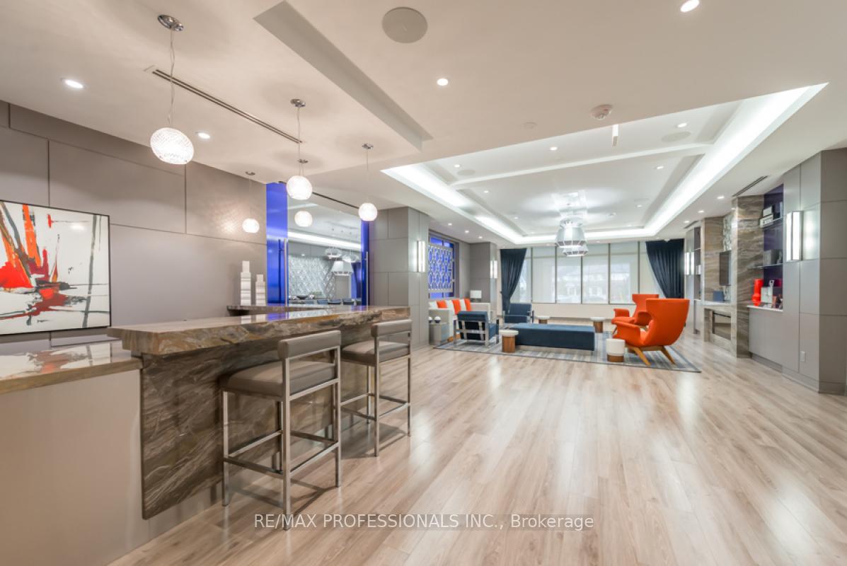 2 Bedrooms Condo at 2 Old Mill,  Toronto For sale