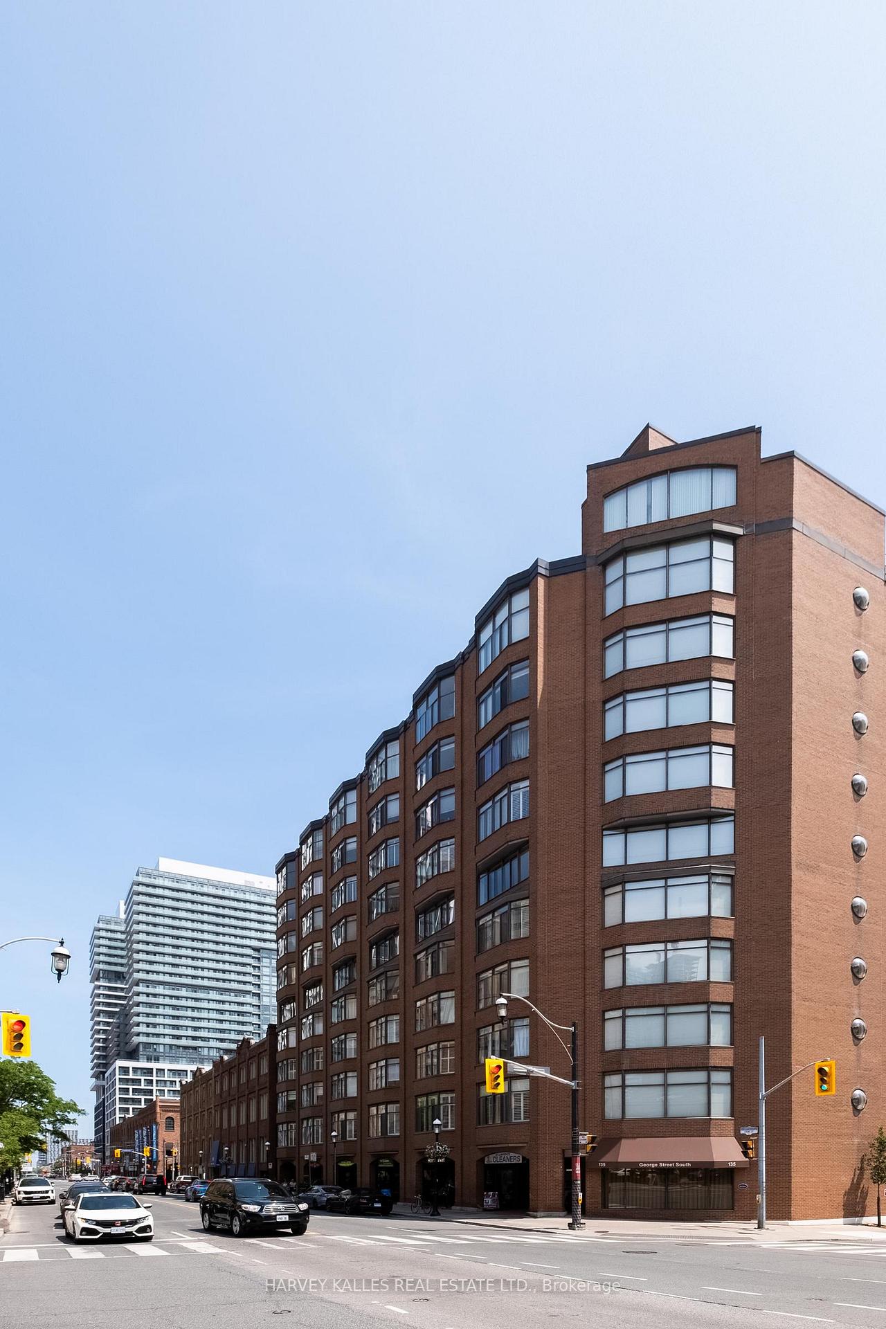 2 Bedrooms Condo at 135 George, Toronto For sale