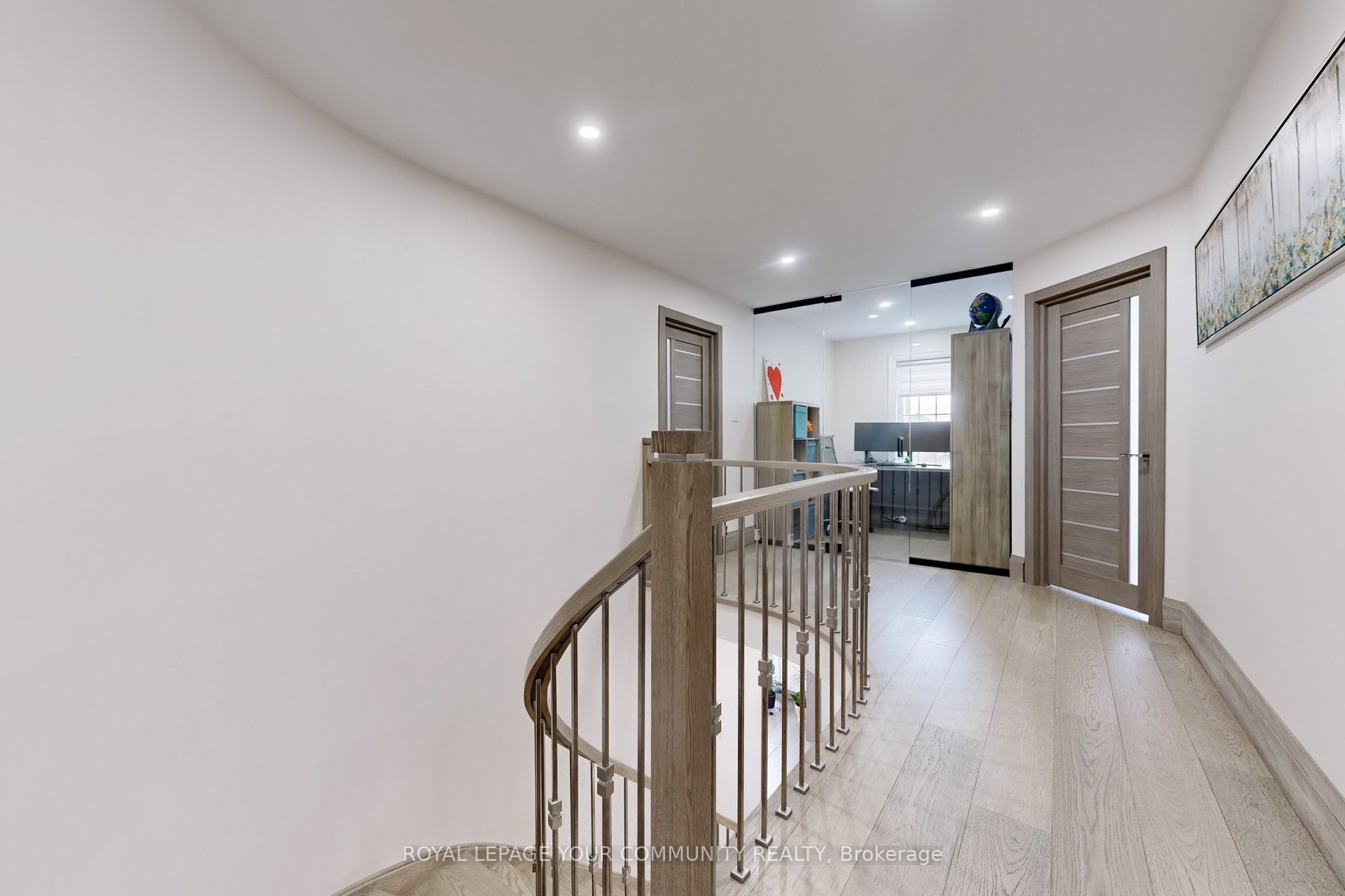 1 Princess Isabella Court