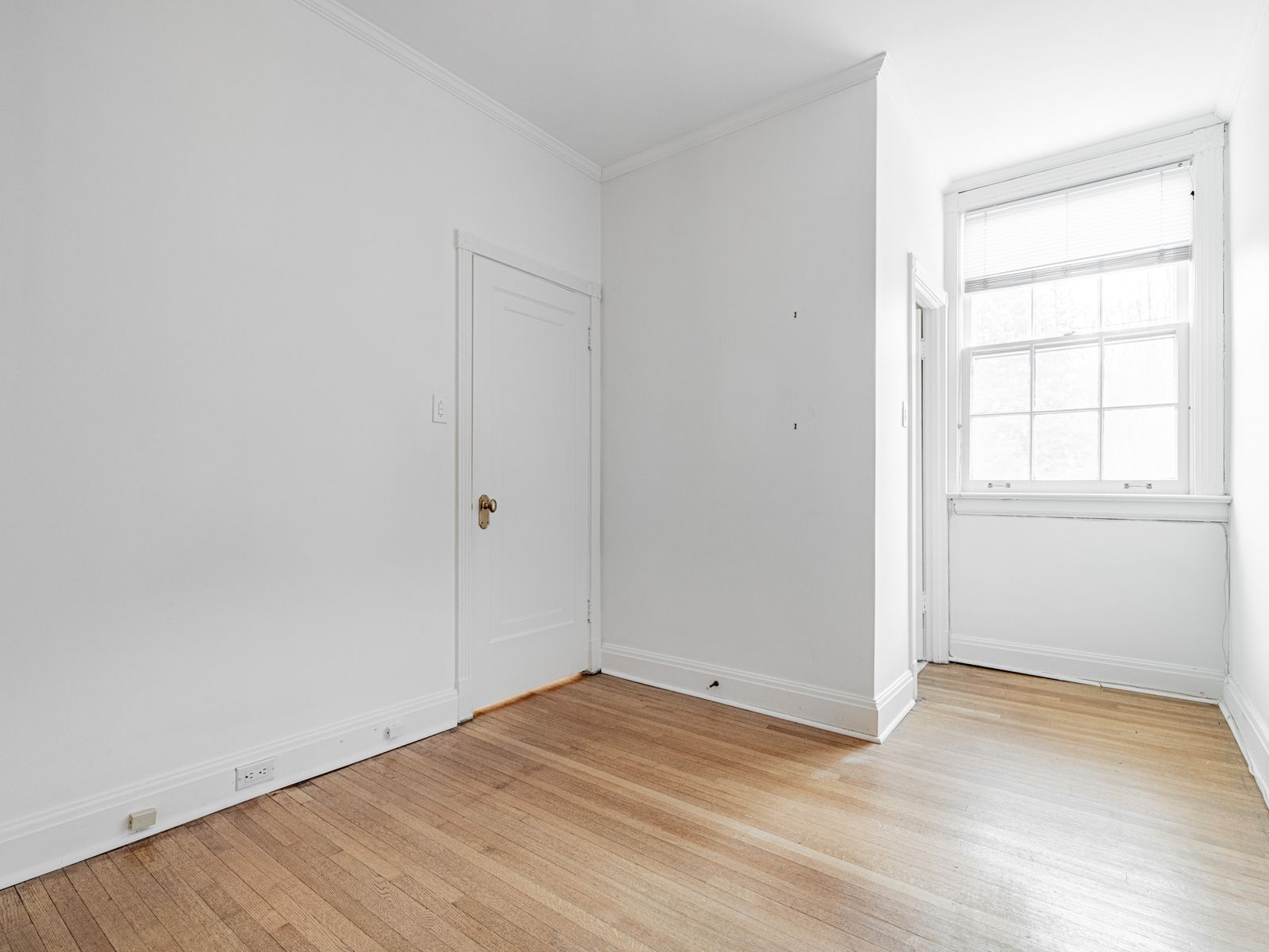 2 Silverwood Avenue