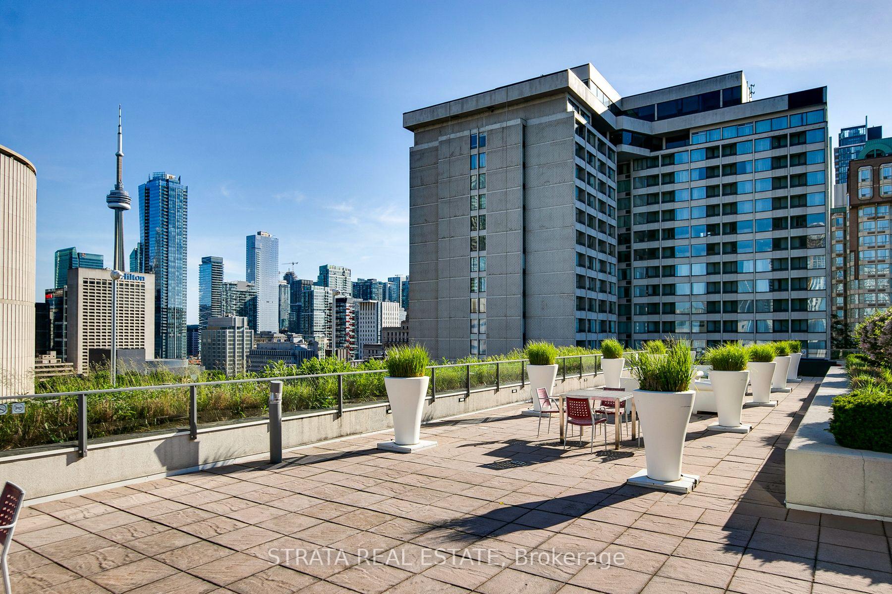 1 Bedroom Condo at 111 Elizabeth, Toronto For sale