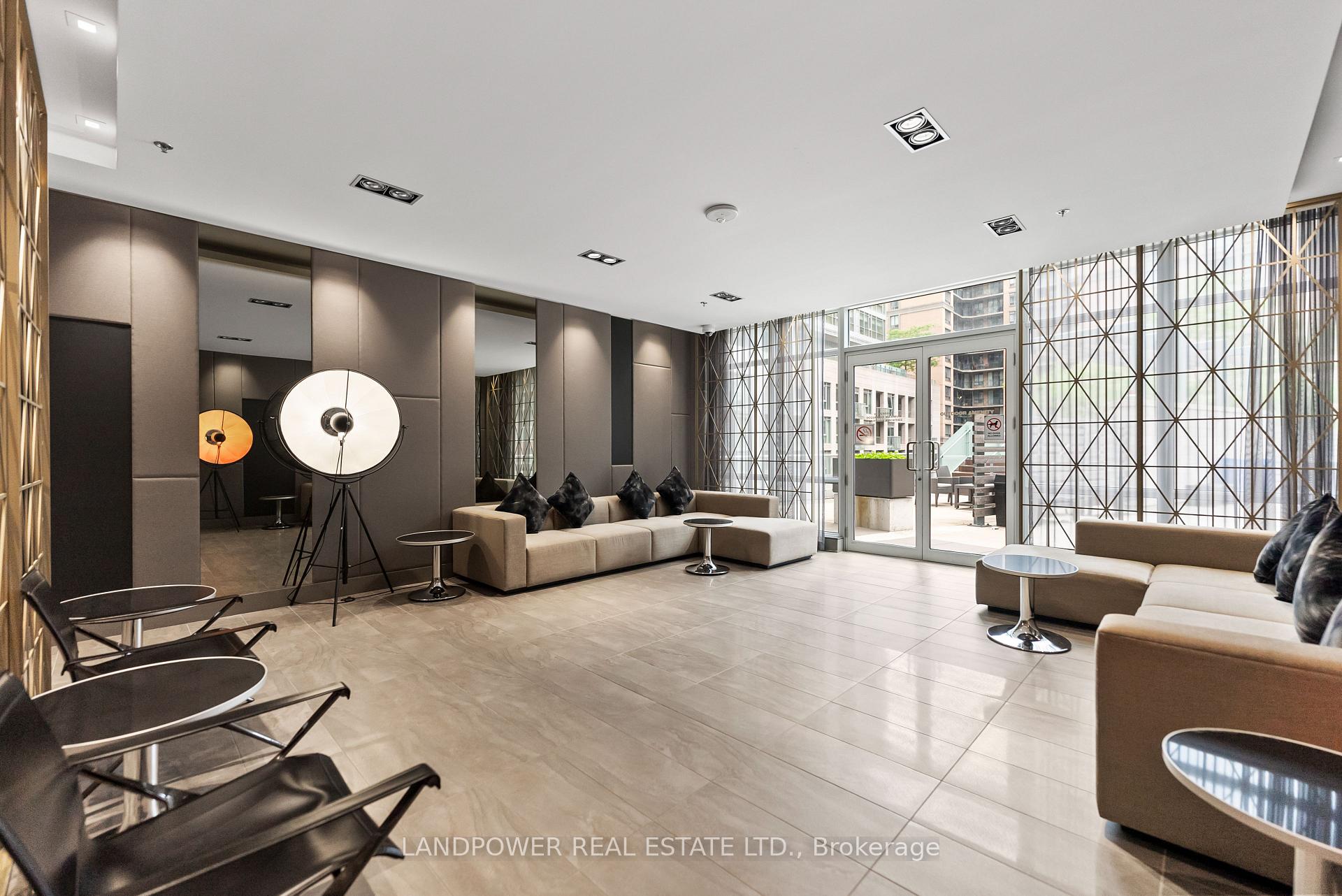 1 Bedroom Condo at 30 Nelson, Toronto For sale
