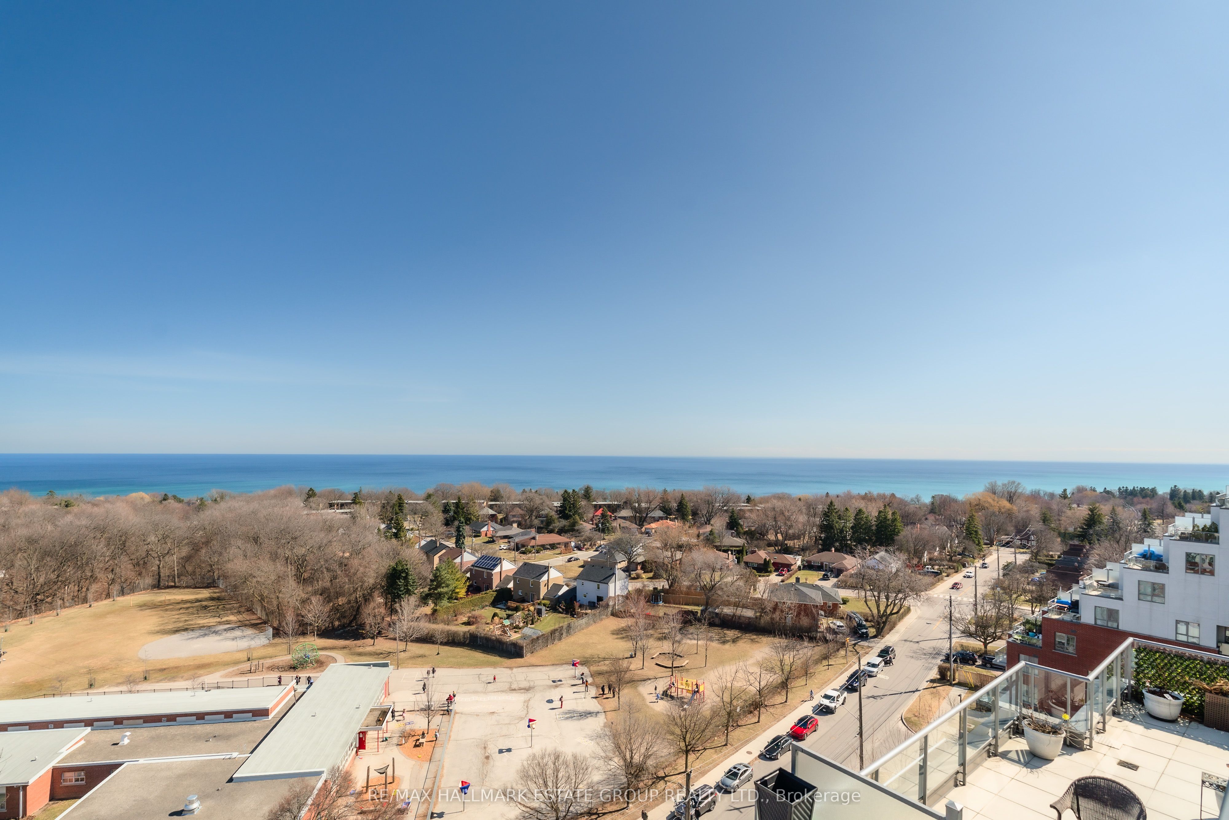 22 East Haven Drive, #PH6
