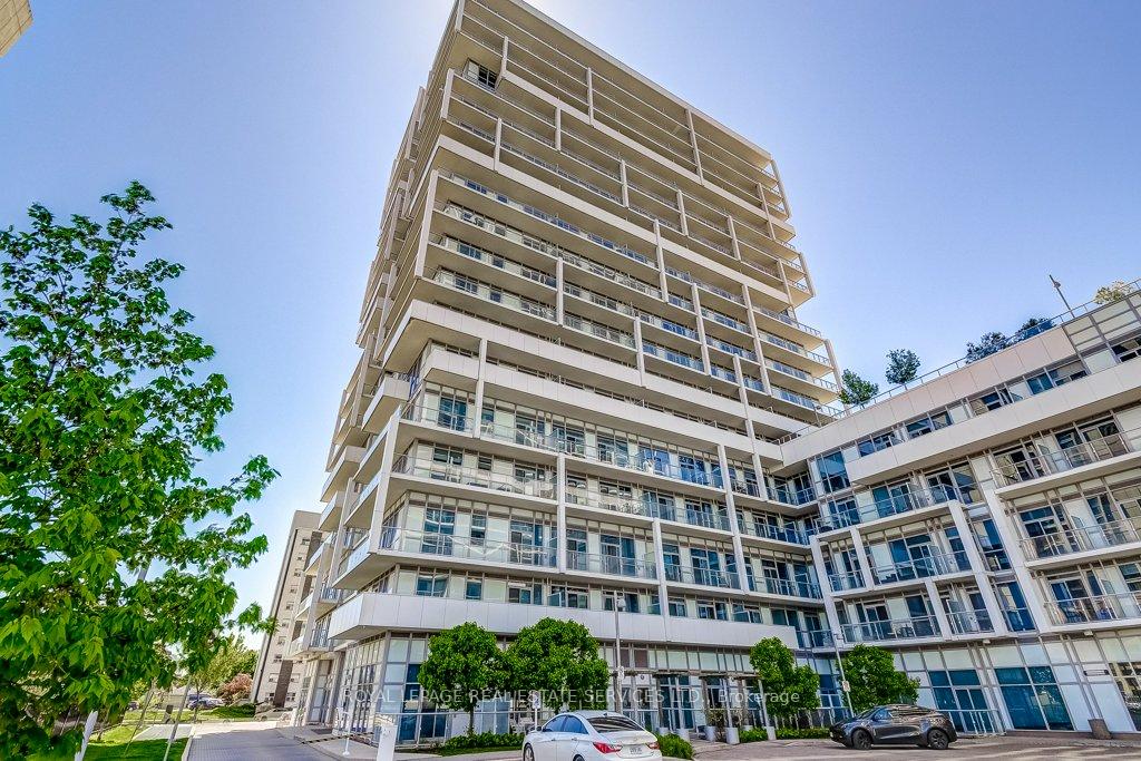 2 Bedrooms Condo at 55 Speers, Oakville For sale