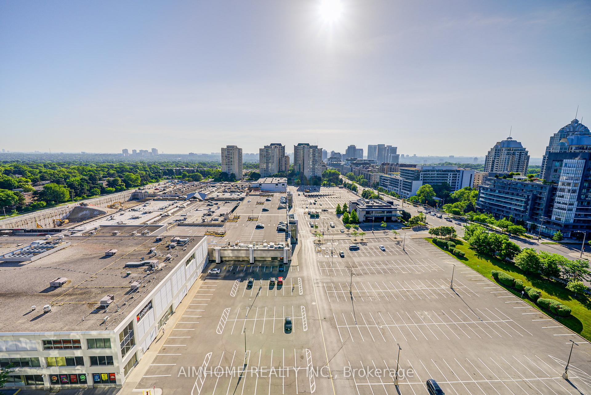 2 Bedrooms Condo at 2885 Bayview, Toronto For sale