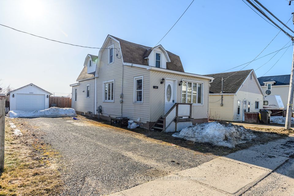 462 D'iberville Avenue, Iroquois Falls, ON P0K 1E0