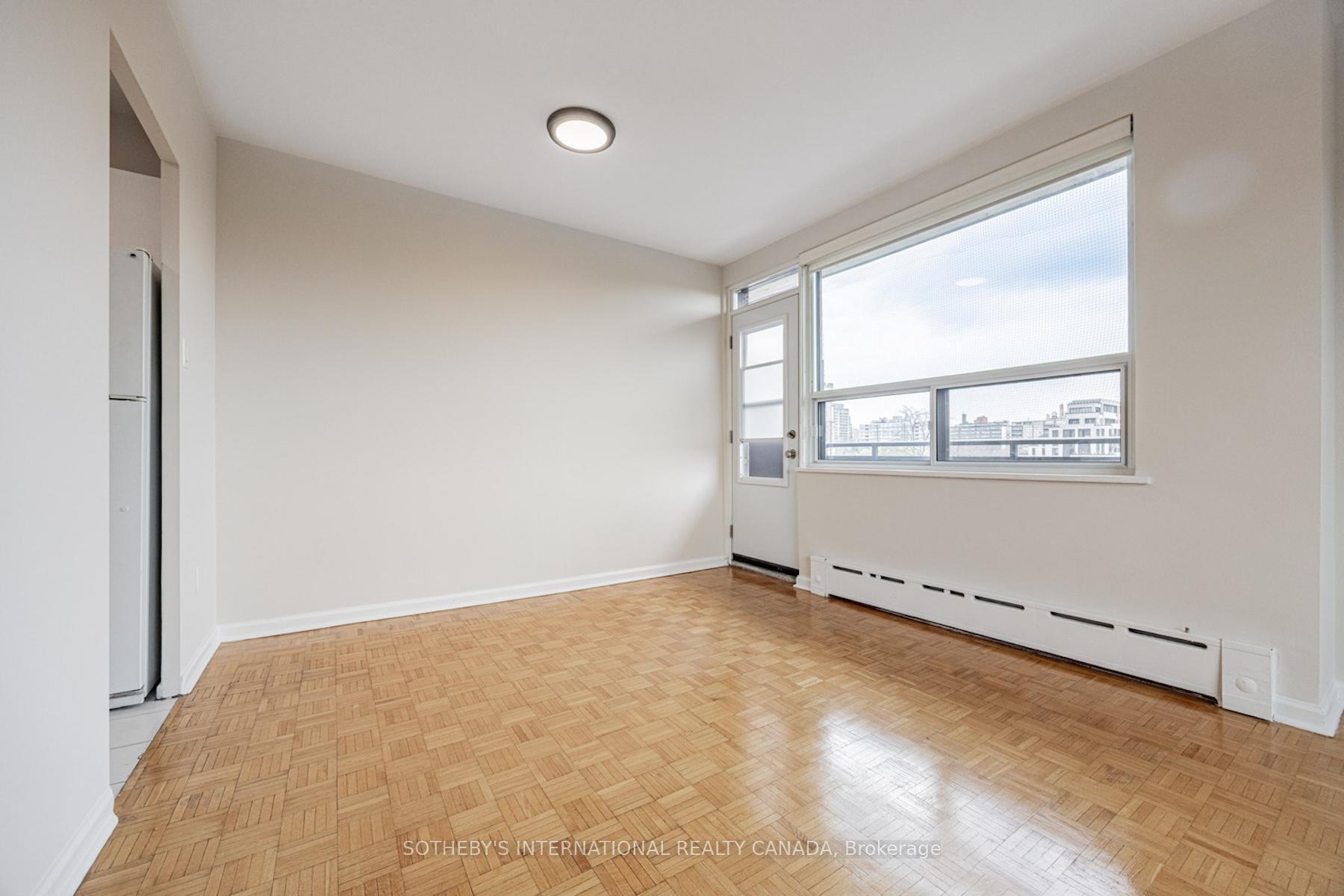 1 Bedroom Co-op at 78 Warren,  Toronto For sale