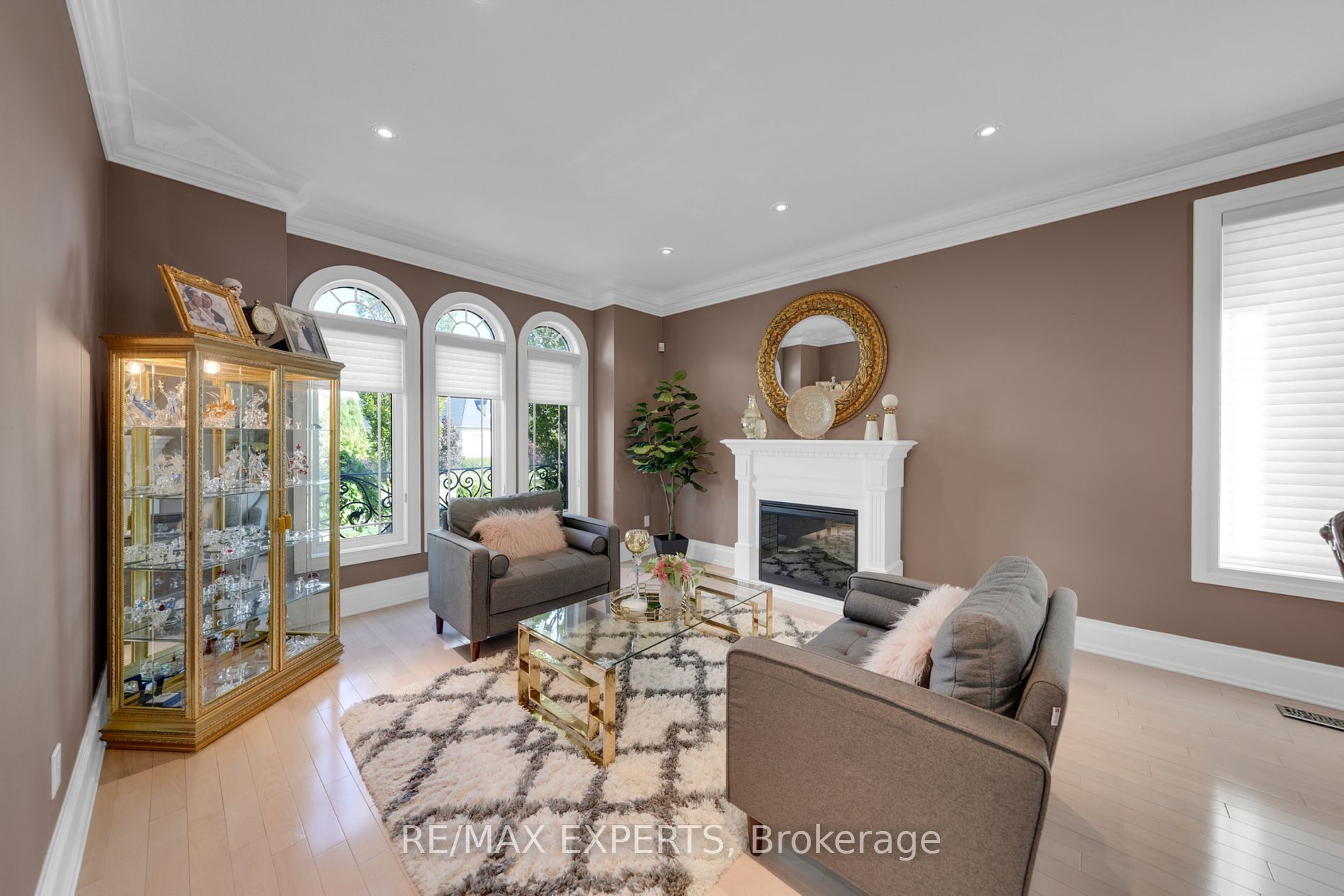 91 Hunterwood Chase