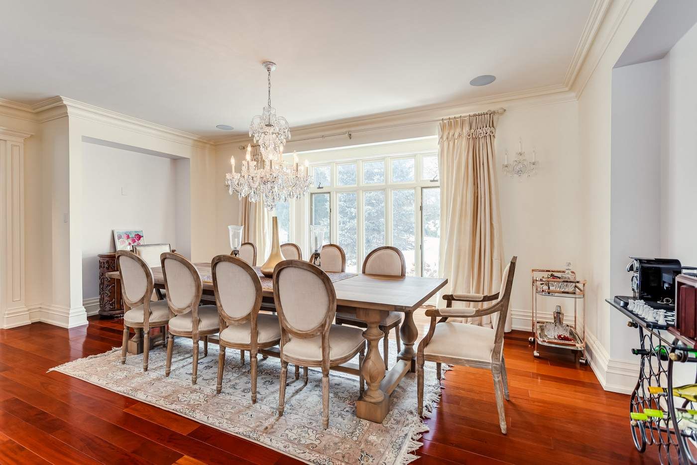 21 Ennisclare Drive