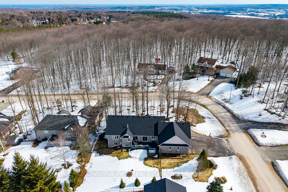 28 Boyd Crescent, Oro-Medonte, ON L0K 1N0