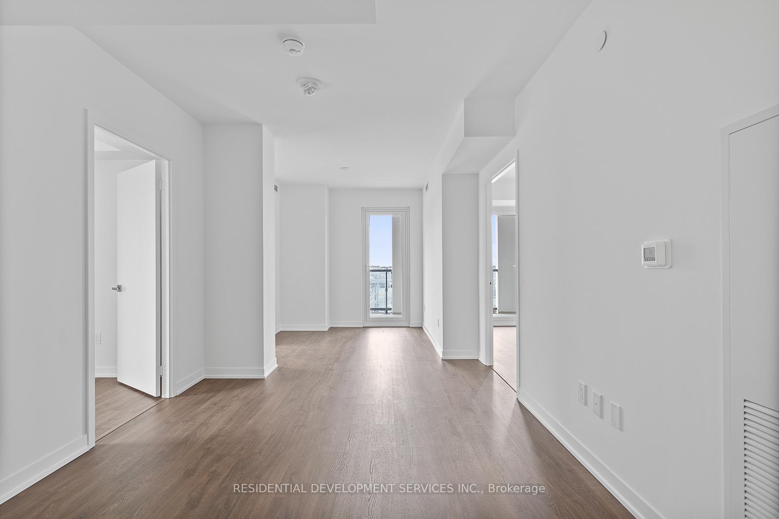 3 Bedrooms Condo at 500 Wilson,  Toronto For sale