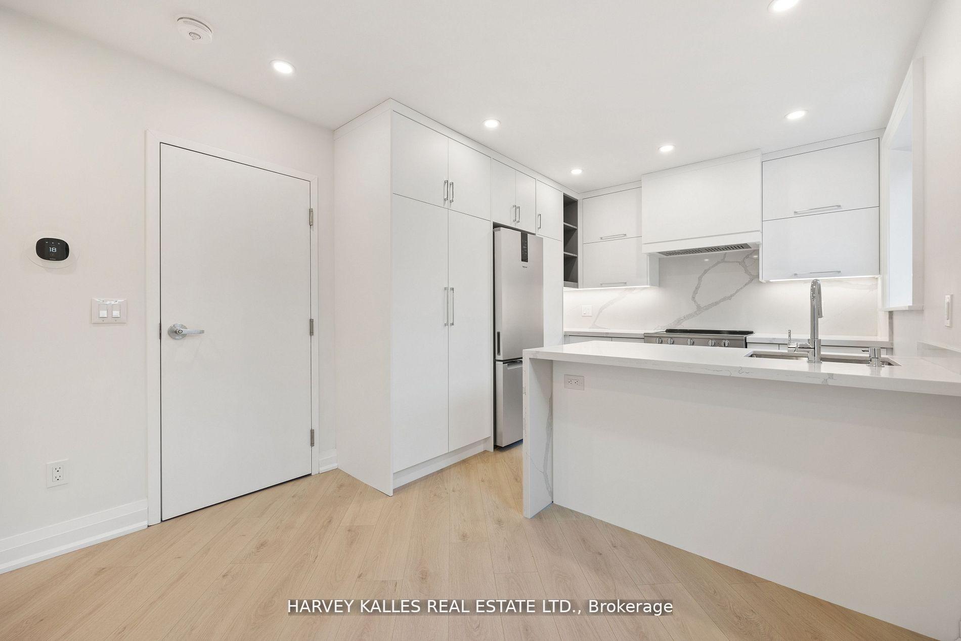 1006 Eglinton Avenue W Unit 2