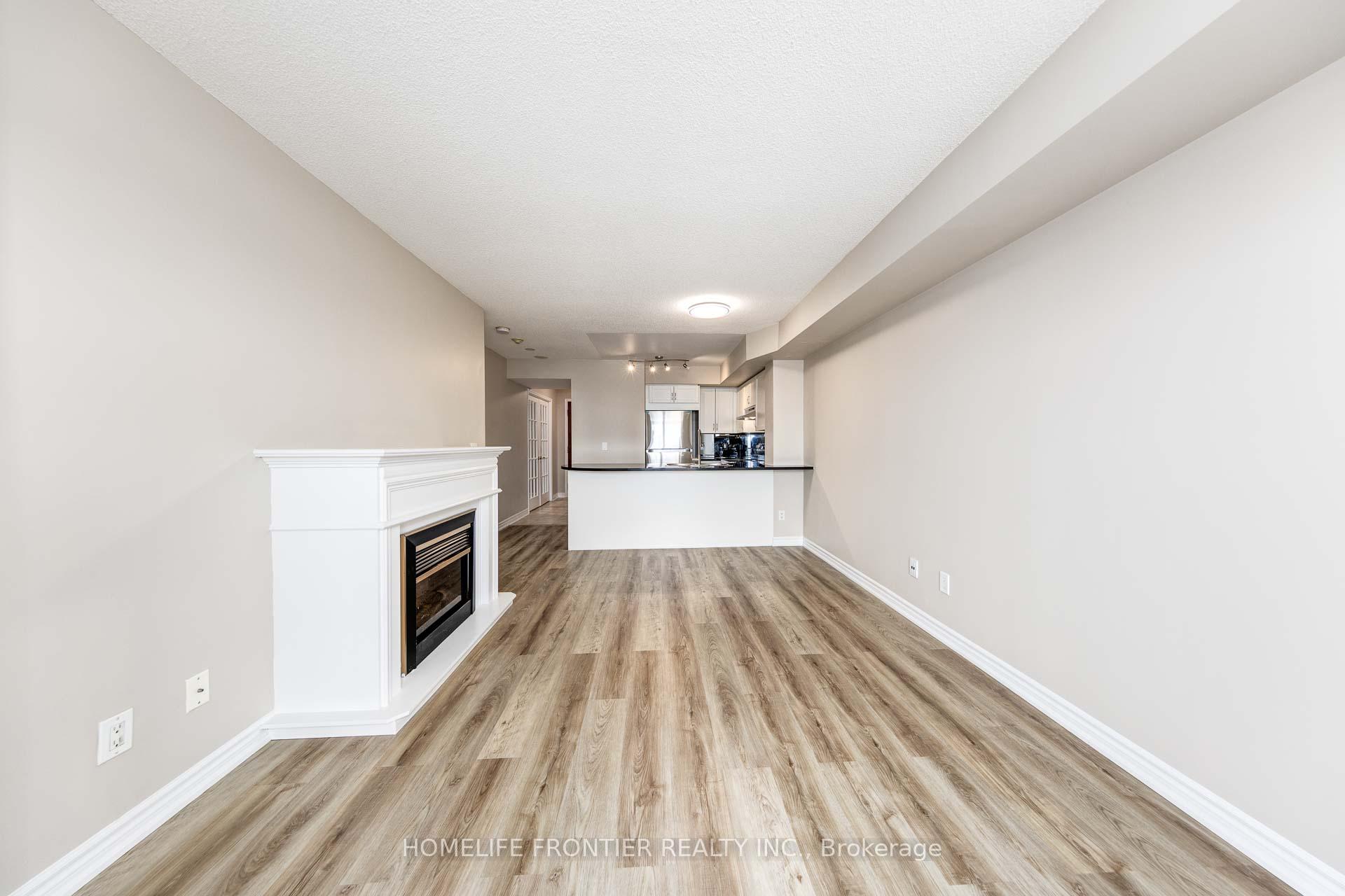 2 Bedrooms Condo at 18 Kenaston, Toronto For sale